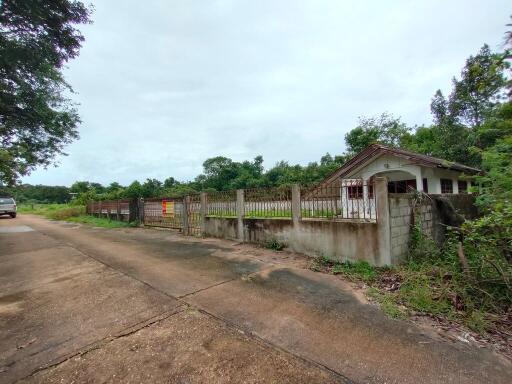 800 Sqm., 2 Beds, 2 Baths House listed for ฿ 1,040,000.