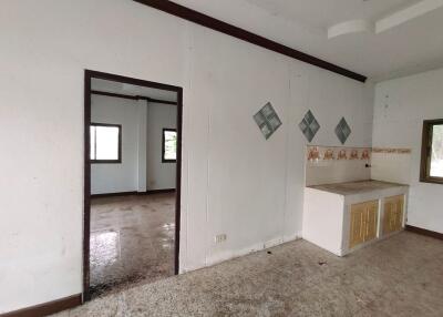 996 Sqm., 2 Beds, 2 Baths House listed for ฿ 820,000.