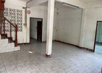 350 Sqm., 1 Bed, 1 Bath House listed for ฿ 986,000.