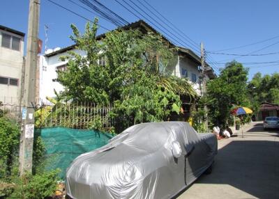 72 Sqm., 1 Bed, 1 Bath House listed for ฿ 950,000.