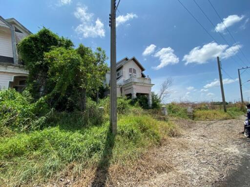 415 Sqm., 1 Bed, 1 Bath House listed for ฿ 925,000.