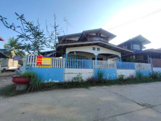 652 Sqm., 3 Beds, 1 Bath House listed for ฿ 1,020,000.