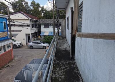 80 Sqm., 1 Bed, 1 Bath House listed for ฿ 903,000.