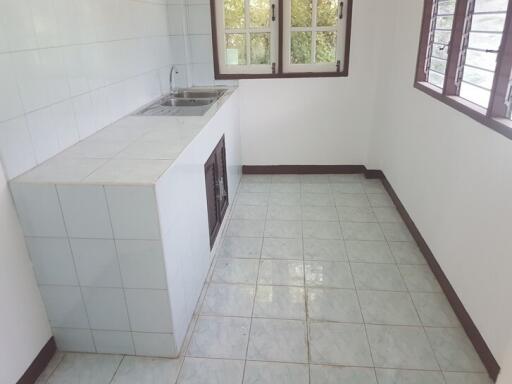 528 Sqm., 3 Beds, 1 Bath House listed for ฿ 980,000.