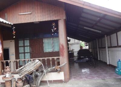 240 Sqm., 3 Beds, 2 Baths House listed for ฿ 970,000.