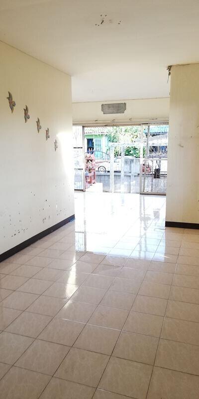 263 Sqm., 2 Beds, 1 Bath House listed for ฿ 855,000.