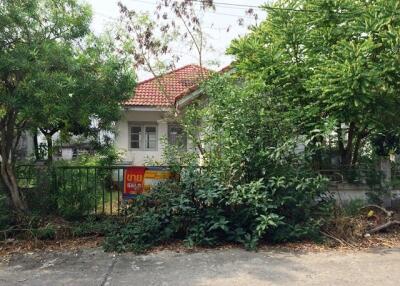 204 Sqm., 2 Beds, 1 Bath House listed for ฿ 945,000.