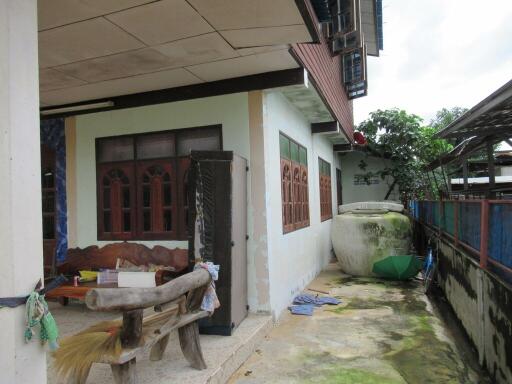 292 Sqm., 2 Beds, 1 Bath House listed for ฿ 849,000.