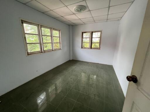 256 Sqm., 3 Beds, 2 Baths House listed for ฿ 923,000.