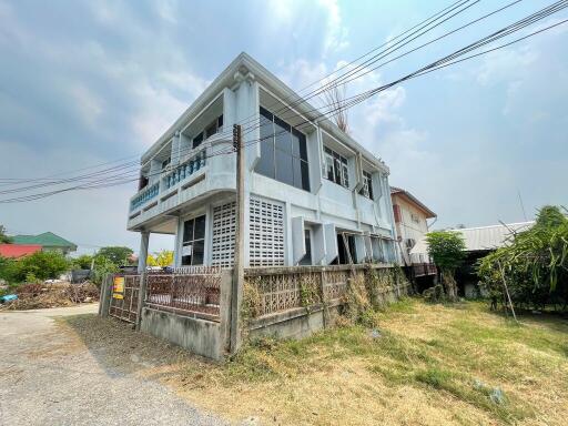 104 Sqm., 3 Beds, 2 Baths House listed for ฿ 884,000.