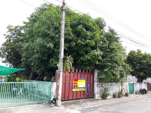 140 Sqm., 2 Beds, 1 Bath House listed for ฿ 872,000.