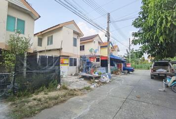 85 Sqm., 2 Beds, 1 Bath House listed for ฿ 760,000.