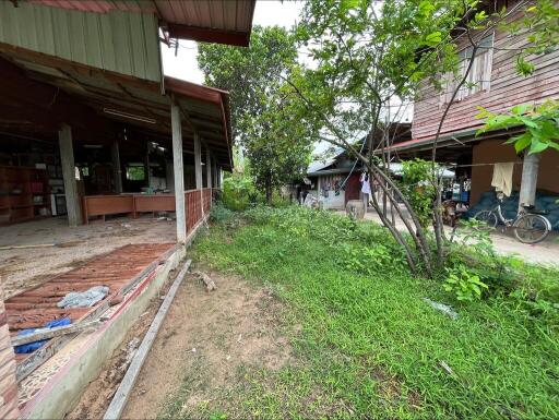 840 Sqm., 2 Beds, 1 Bath House listed for ฿ 737,000.