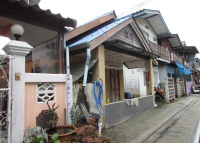 72 Sqm., 1 Bed, 1 Bath House listed for ฿ 788,000.