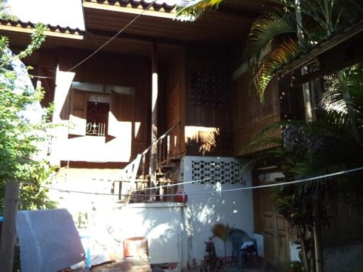 328 Sqm., 2 Beds, 1 Bath House listed for ฿ 766,000.