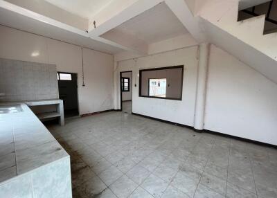 400 Sqm., 1 Bed, 1 Bath House listed for ฿ 758,000.