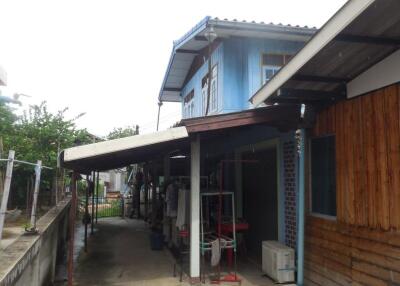 252 Sqm., 2 Beds, 1 Bath House listed for ฿ 699,000.