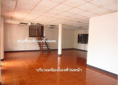 400 Sqm., 3 Beds, 2 Baths House listed for ฿ 689,000.