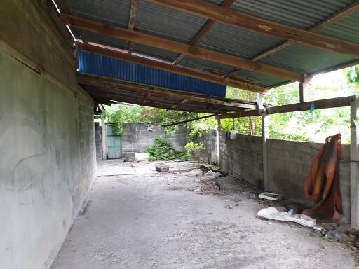 643 Sqm., 2 Beds, 1 Bath House listed for ฿ 657,000.