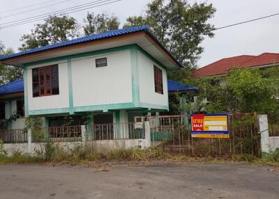 280 Sqm., 1 Bed, 1 Bath House listed for ฿ 639,000.