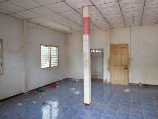 200 Sqm., 2 Beds, 1 Bath House listed for ฿ 572,000.