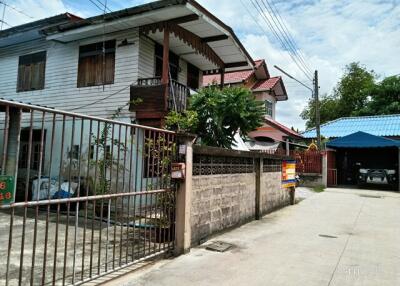 80 Sqm., 1 Bed, 1 Bath House listed for ฿ 567,000.