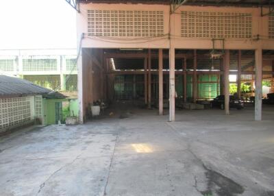 8,648 Sqm., 1 Bed Warehouse listed for ฿ 16,050,000.