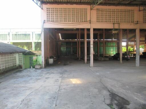 8,648 Sqm., 1 Bed Warehouse listed for ฿ 16,050,000.