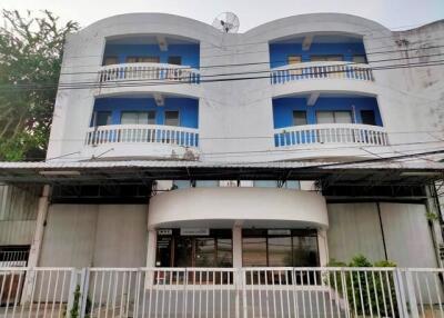 812 Sqm., 1 Bed Warehouse listed for ฿ 15,225,000.