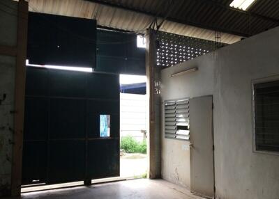 1,200 Sqm., 1 Bed Warehouse listed for ฿ 9,800,000.
