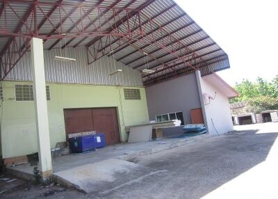 4,813 Sqm., 1 Bed Warehouse listed for ฿ 7,200,000.