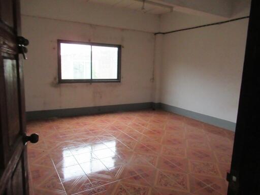 1,425 Sqm., 1 Bed Warehouse listed for ฿ 6,200,000.