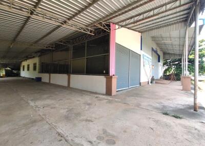 1,842 Sqm., 1 Bed Warehouse listed for ฿ 6,758,000.