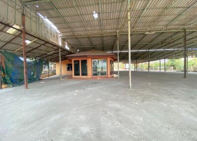 3,116 Sqm., 1 Bed Warehouse listed for ฿ 6,140,000.