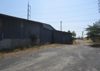 5,960 Sqm., 1 Bed Warehouse listed for ฿ 5,933,000.