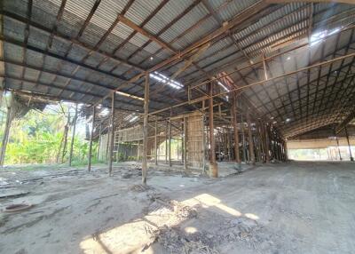 8,188 Sqm., 1 Bed Warehouse listed for ฿ 5,063,000.