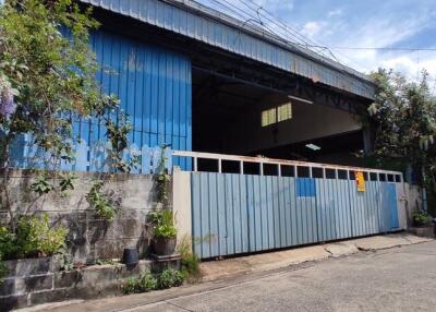 688 Sqm., 1 Bed Warehouse listed for ฿ 5,059,000.