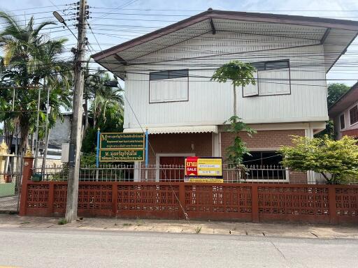 940 Sqm., 1 Bed Warehouse listed for ฿ 3,568,000.