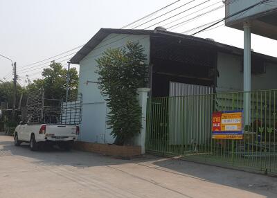400 Sqm., 1 Bed Warehouse listed for ฿ 3,424,000.