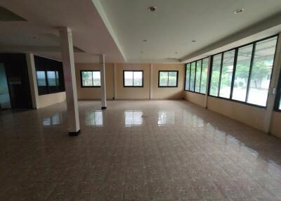 1,356 Sqm., 1 Bed Warehouse listed for ฿ 3,183,000.