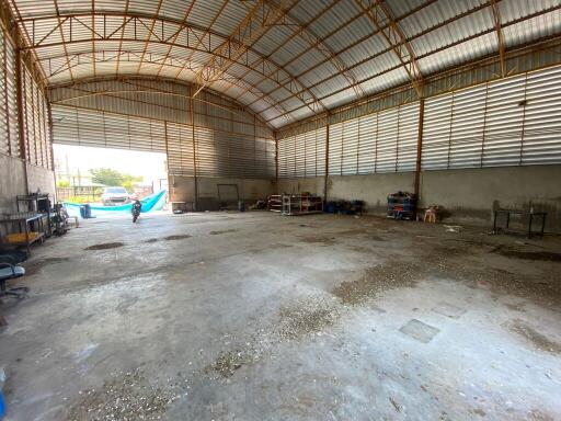 820 Sqm., 1 Bed Warehouse listed for ฿ 2,732,000.