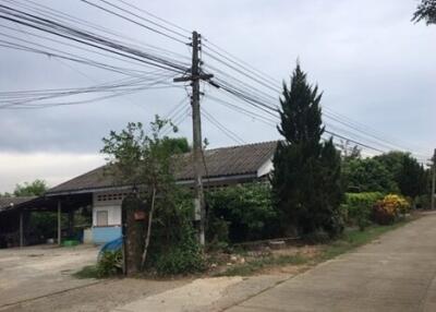 670 Sqm., 1 Bed Warehouse listed for ฿ 1,051,000.