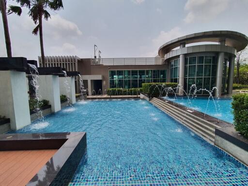 47 Sqm., 1 Bed, 1 Bath Condo listed for ฿ 4,200,000.