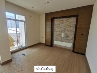 84 Sqm., 1 Bed, 2 Baths Condo listed for ฿ 3,300,000.