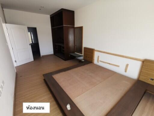 84 Sqm., 1 Bed, 2 Baths Condo listed for ฿ 3,300,000.