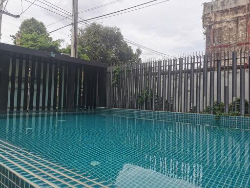 42 Sqm., 1 Bed, 1 Bath Condo listed for ฿ 3,891,000.
