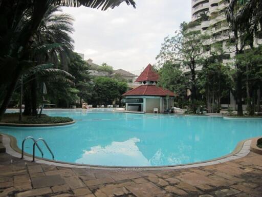 100 Sqm., 1 Bed, 1 Bath Condo listed for ฿ 3,371,000.