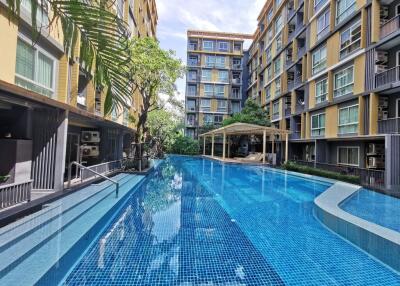 28 Sqm., 1 Bed, 1 Bath Condo listed for ฿ 3,184,000.