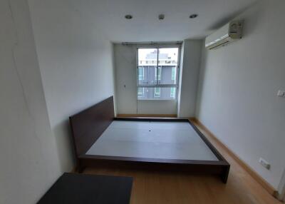 43 Sqm., 1 Bed, 1 Bath Condo listed for ฿ 3,127,000.