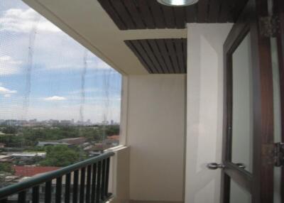 147 Sqm., 1 Bed, 1 Bath Condo listed for ฿ 2,651,000.